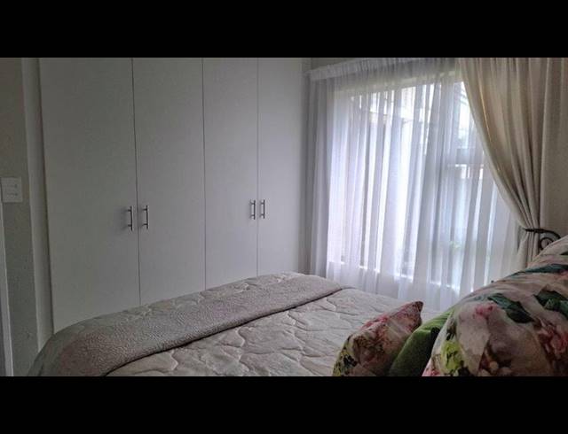 2 BEDROOM PROPERTY TO RENT IN GOEDEBURG